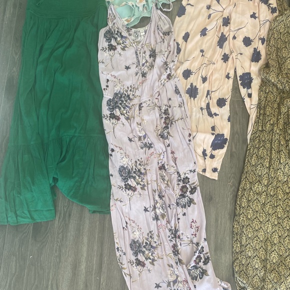 LOT of jumpsuits - Picture 2 of 7